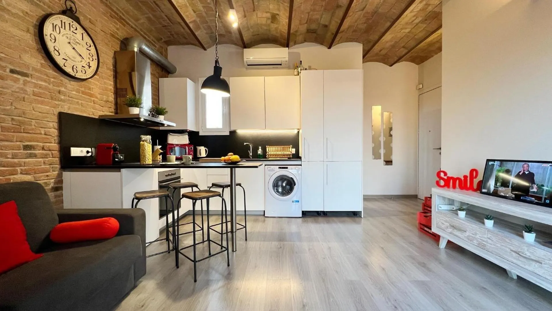 Pamplona Playa Apartment Barcelona 0*,  Spain
